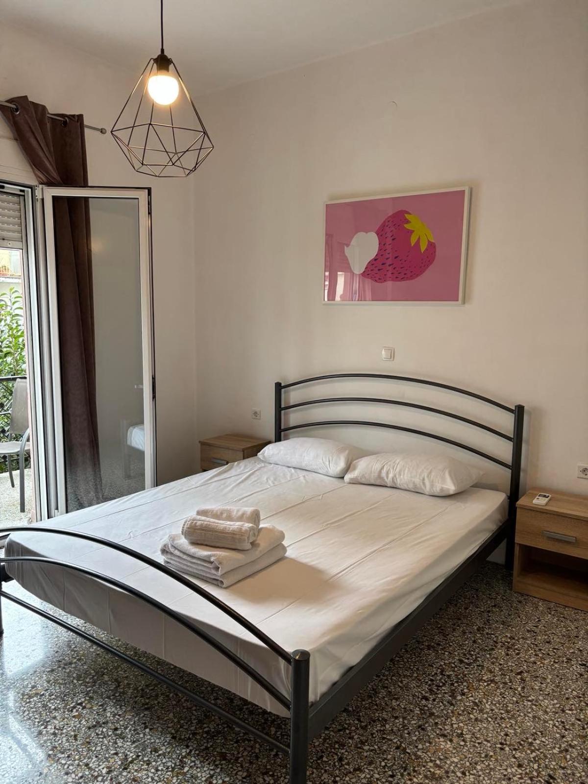 Sunchaser Apartments İgumeniça Dış mekan fotoğraf